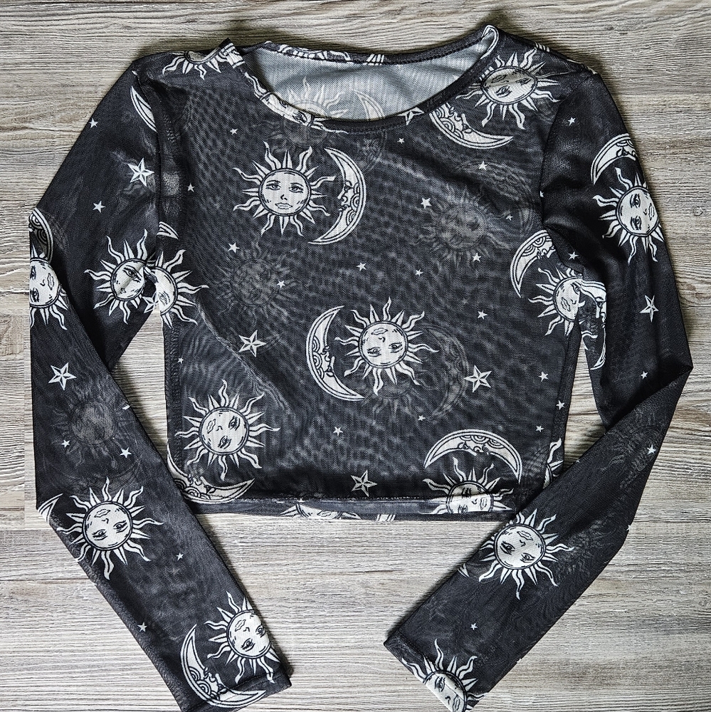 Sun and Moon Celestial Witch Goth Zodiac Graphic Mesh Crop Top